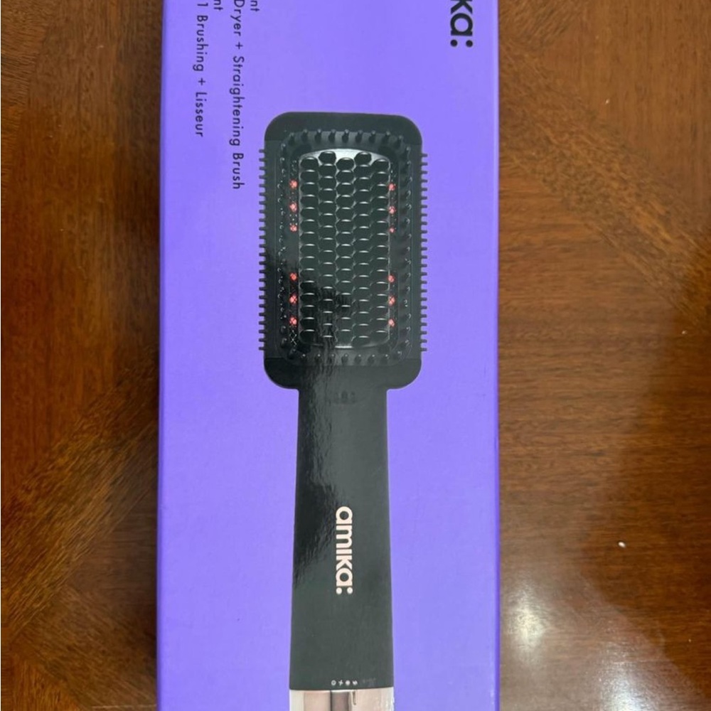 New still boxed up Amika Hair dryer /Straightner